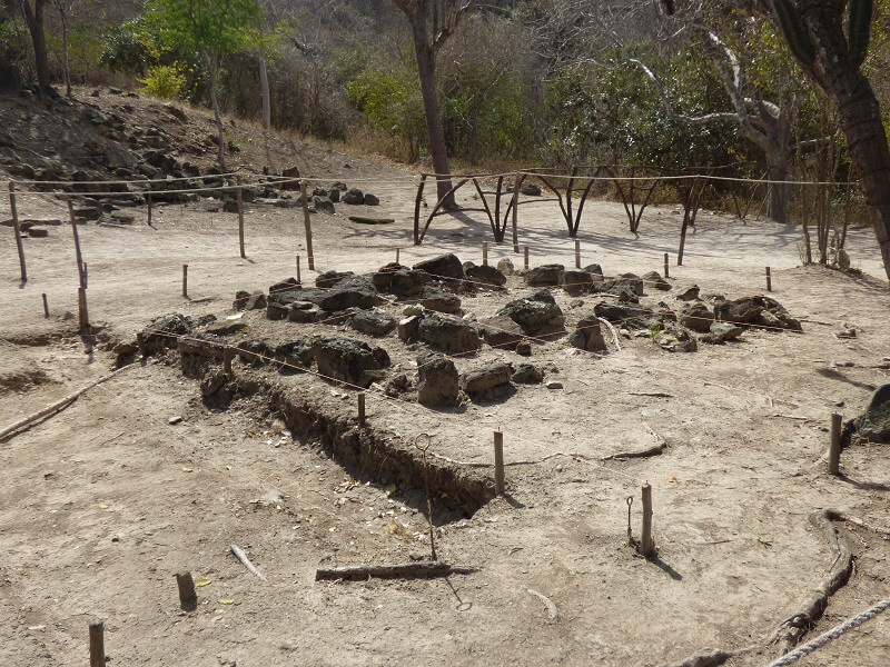 Archeological excavation - Hojas jaboncillo, Ecuador